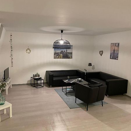 Citywohnung Wuerselen Buitenkant foto